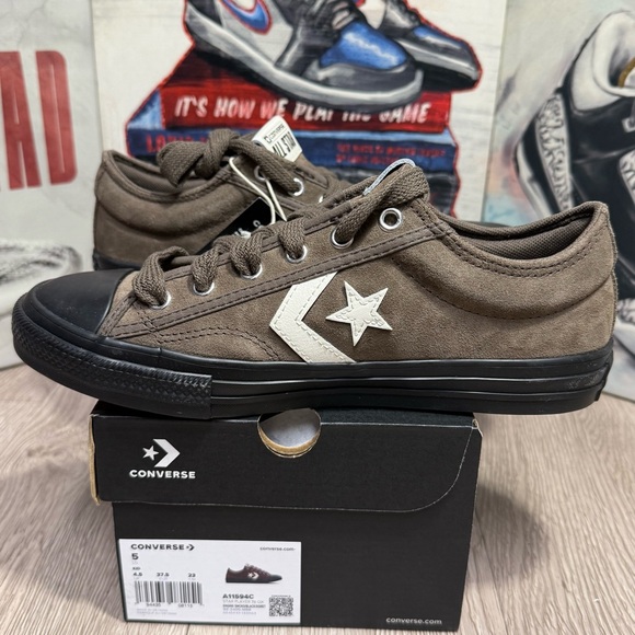 New Converse Star Player 76 Suede Low GS 'ENGINE SMOKE' Brown Black Size 5M/6.5W - Picture 4 of 12